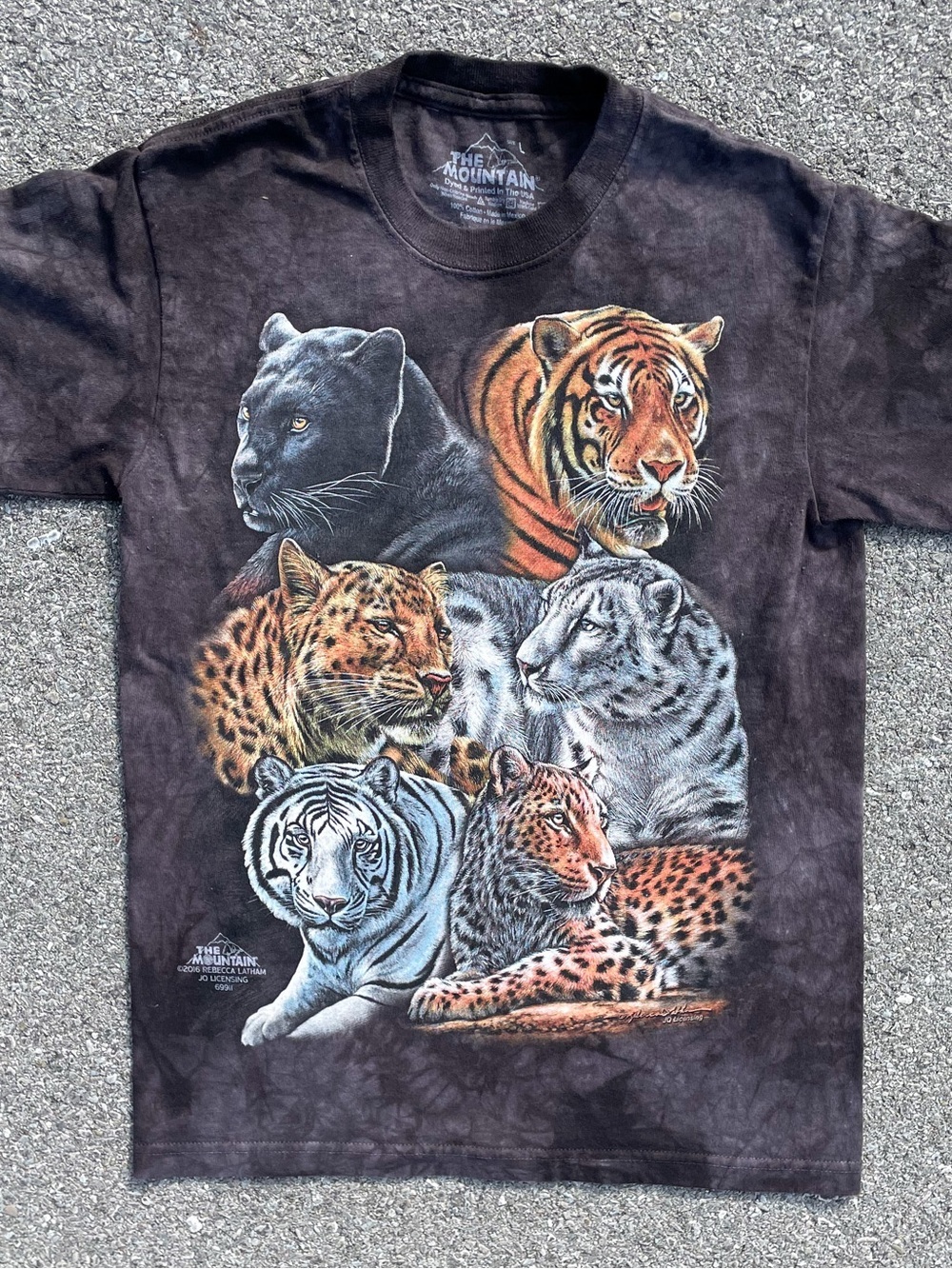 The Mountain Big Cats T-Shirt Youth L Rebecca Latham 2016 Tiger Panther Dye